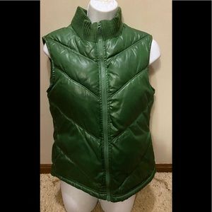 Old Navy puffer green vest